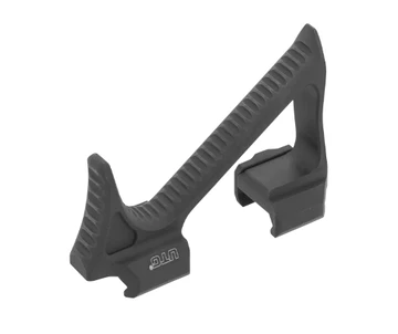 UTG ULTRA SLIM ANGLED FOREGRIP PICATINNY